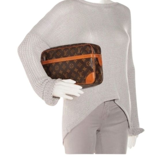 LOUIS VUITTON COMPIEGNE 23 CLUTCH BAG - Picture 1 of 11